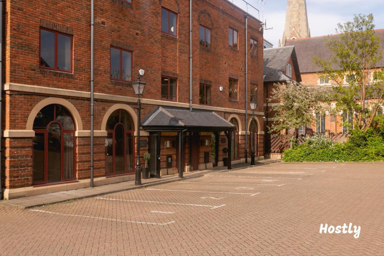 Wesley Gate Apartments - By Hostly Reading Exterior foto
